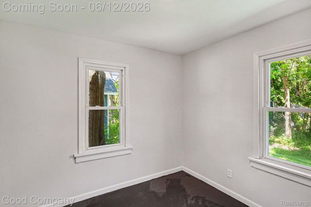 3499 E Atherton Road, Burton, MI 48529