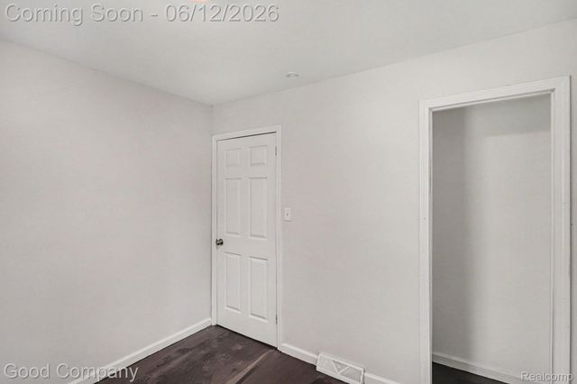 3499 E Atherton Road, Burton, MI 48529