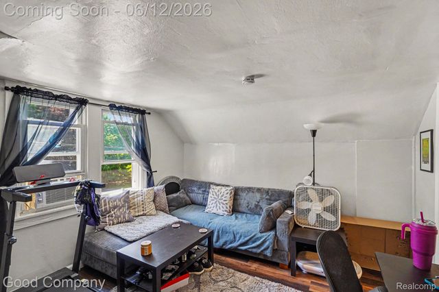 3499 E Atherton Road, Burton, MI 48529