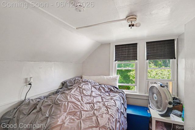3499 E Atherton Road, Burton, MI 48529