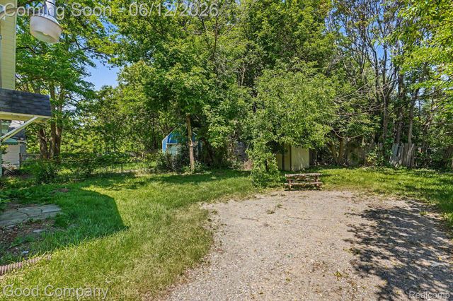 3499 E Atherton Road, Burton, MI 48529