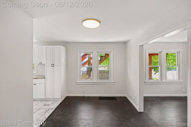 3499 E Atherton Road, Burton, MI 48529
