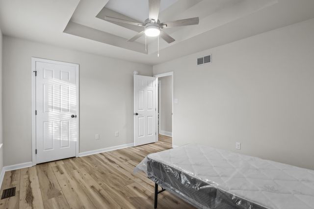 405 Woodspointe Way, Wilmore, KY 40390