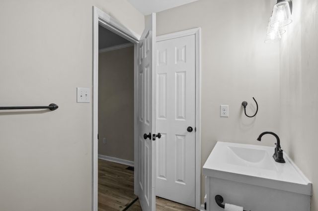 405 Woodspointe Way, Wilmore, KY 40390