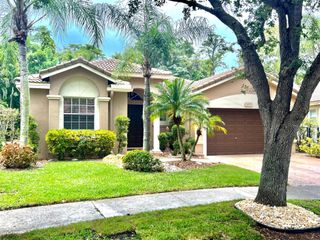 4920 Swans Lane, Coconut Creek, FL 33073