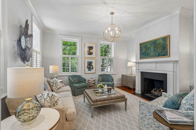 39 Society Street, Charleston, SC 29401
