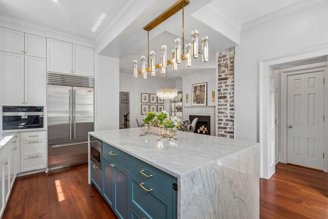 39 Society Street, Charleston, SC 29401