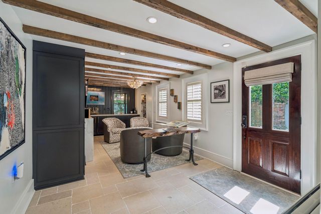 39 Society Street, Charleston, SC 29401
