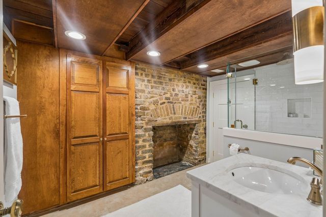 39 Society Street, Charleston, SC 29401