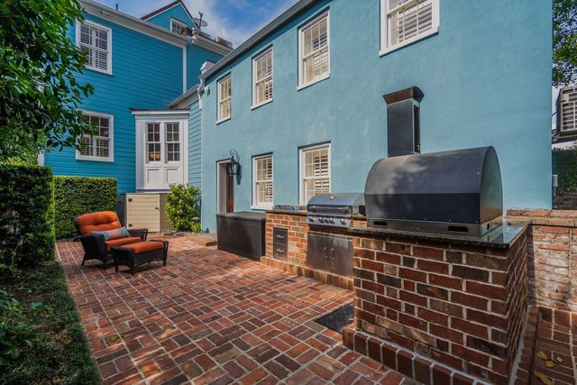39 Society Street, Charleston, SC 29401