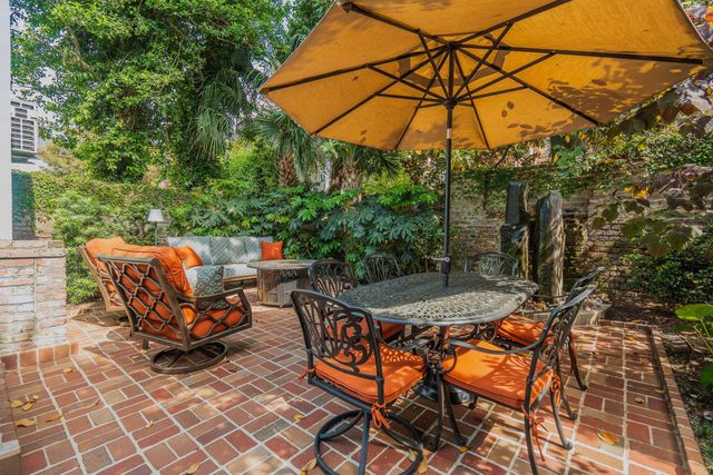 39 Society Street, Charleston, SC 29401