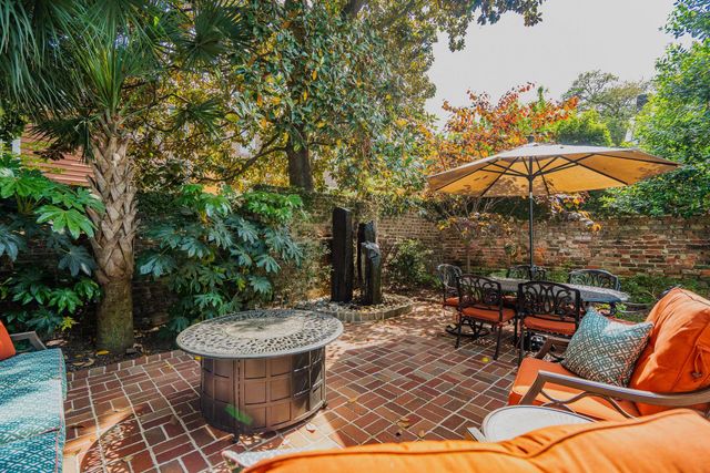 39 Society Street, Charleston, SC 29401
