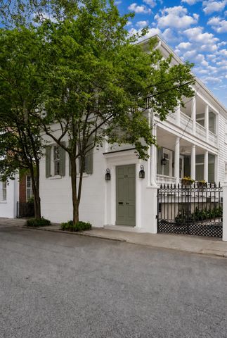 39 Society Street, Charleston, SC 29401