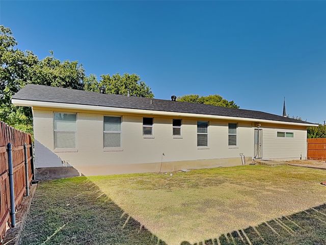 3900 Ruth Road, Richland Hills, TX 76118