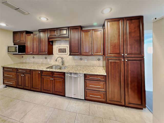 3900 Ruth Road, Richland Hills, TX 76118