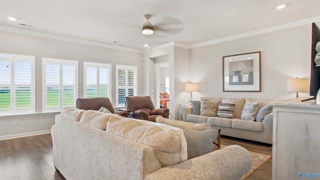 14162 Parliament Court, Athens, AL 35613