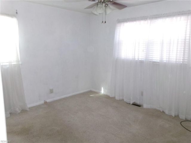 1016 Shore RD, Chesapeake, VA 23323