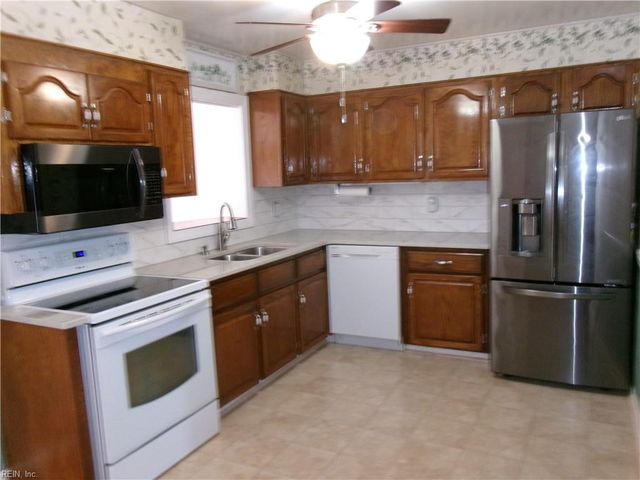 1016 Shore RD, Chesapeake, VA 23323