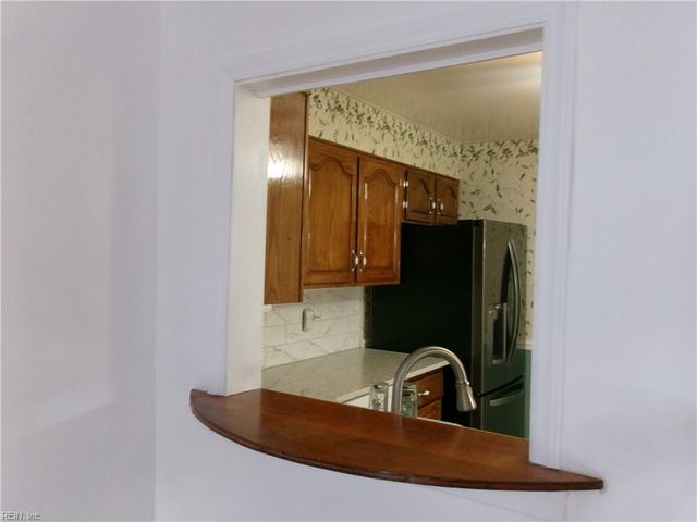 1016 Shore RD, Chesapeake, VA 23323