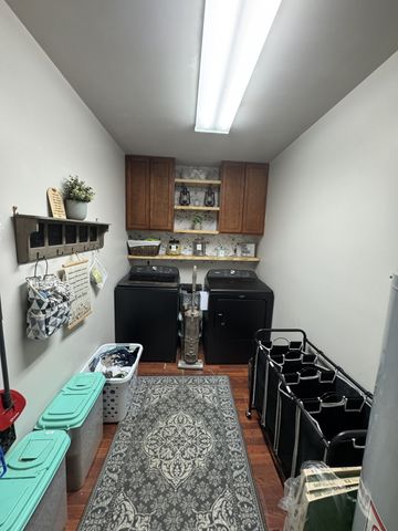 105 Larkins Dr, White Bluff, TN 37187