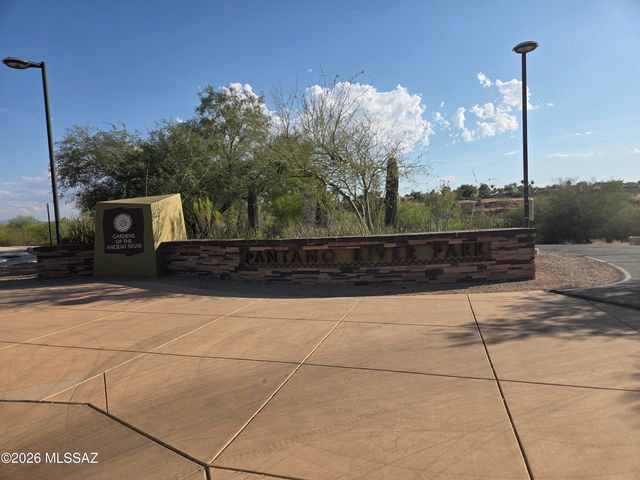 925 S Pantano Parkway, Tucson, AZ 85710