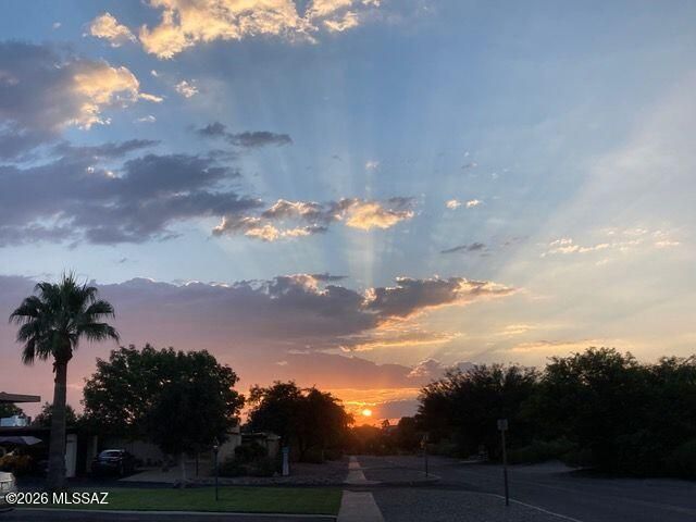 925 S Pantano Parkway, Tucson, AZ 85710