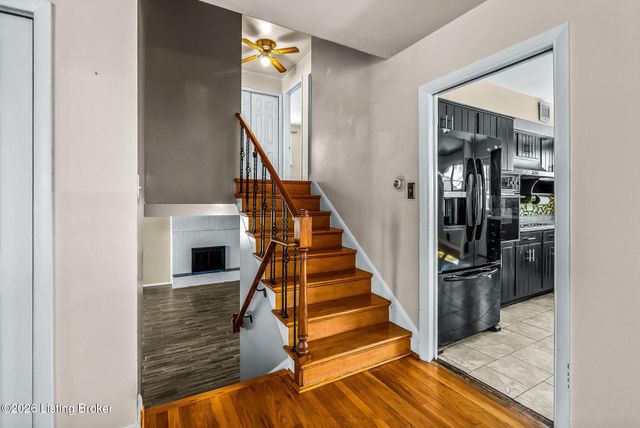 2270 Bradford Dr, Louisville, KY 40218