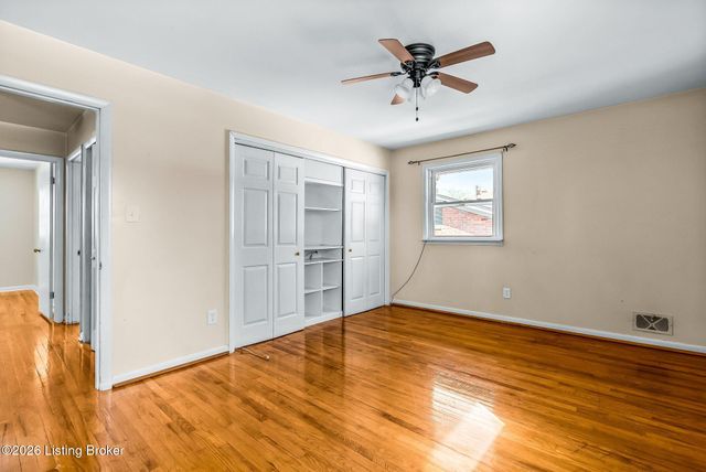 2270 Bradford Dr, Louisville, KY 40218