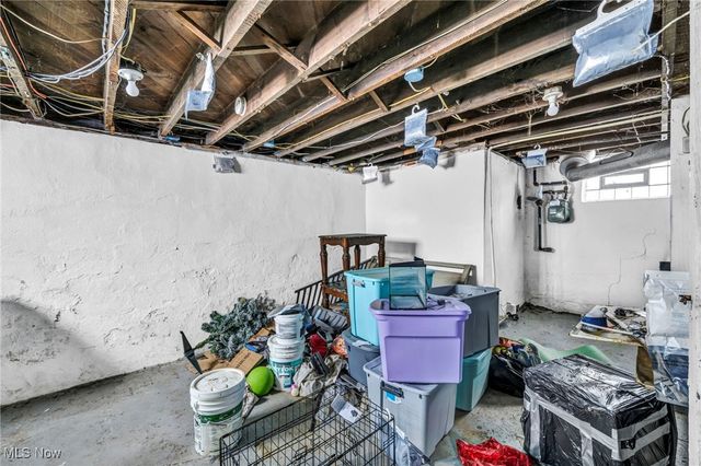 978 Delia Avenue, Akron, OH 44320