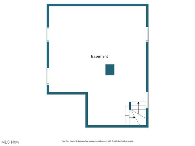 978 Delia Avenue, Akron, OH 44320