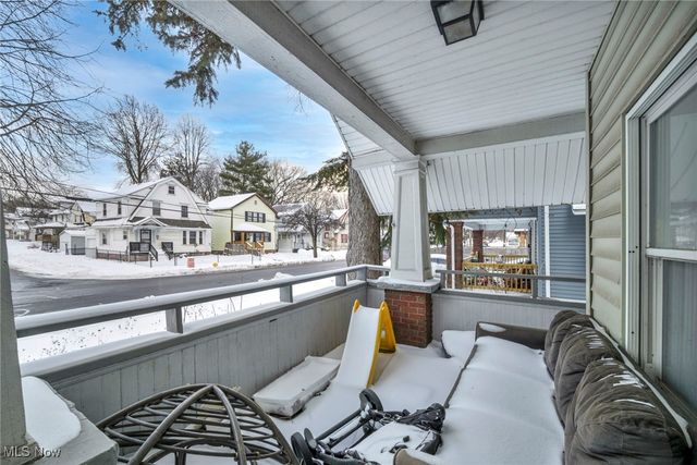 978 Delia Avenue, Akron, OH 44320