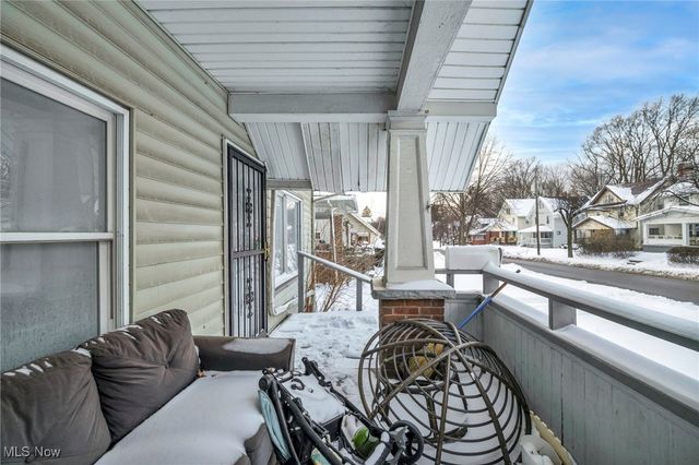 978 Delia Avenue, Akron, OH 44320