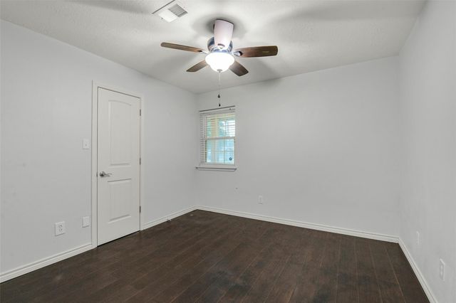 1215 Tejas Boulevard, Conroe, TX 77316