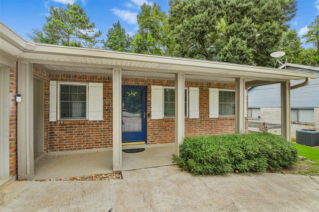 1215 Tejas Boulevard, Conroe, TX 77316