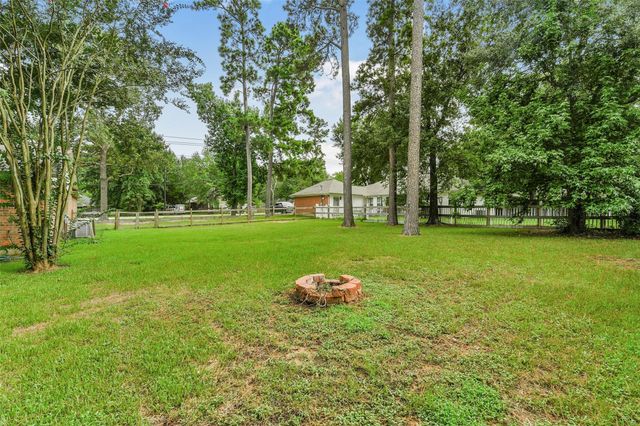 1215 Tejas Boulevard, Conroe, TX 77316