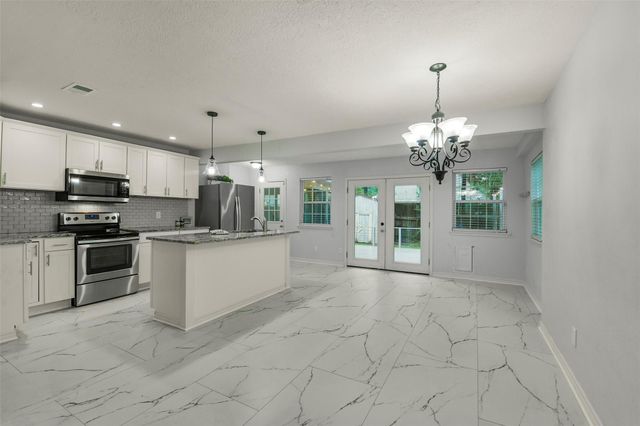 1215 Tejas Boulevard, Conroe, TX 77316