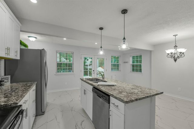 1215 Tejas Boulevard, Conroe, TX 77316