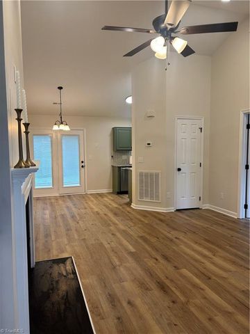 4404 Tyndale Court, Greensboro, NC 27406