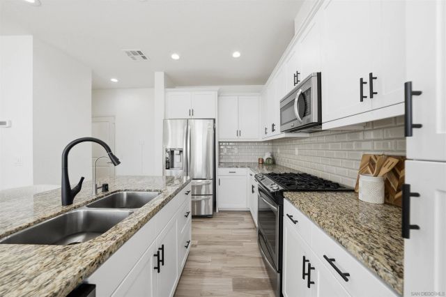 5425 San Roberto, San Diego, CA 92154