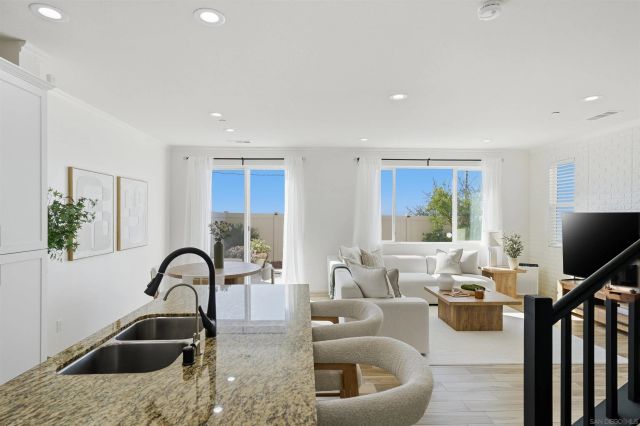 5425 San Roberto, San Diego, CA 92154