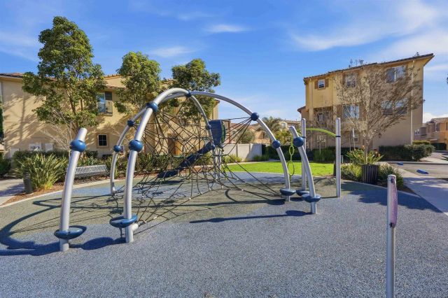 5425 San Roberto, San Diego, CA 92154