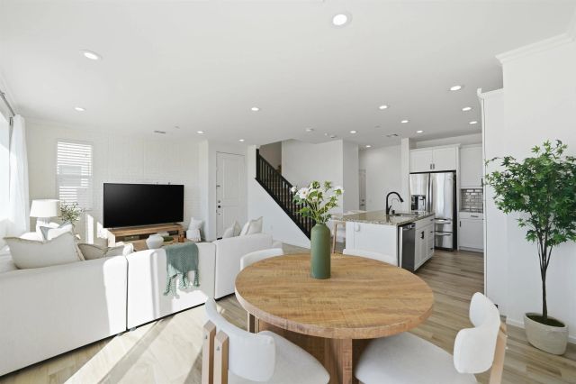 5425 San Roberto, San Diego, CA 92154