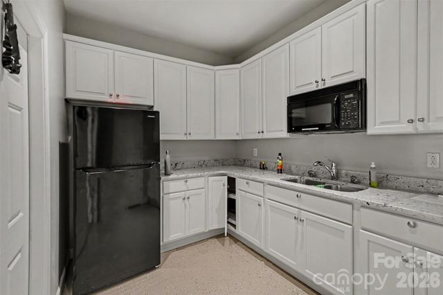 2400 River Oaks Drive, Waxhaw, NC 28173