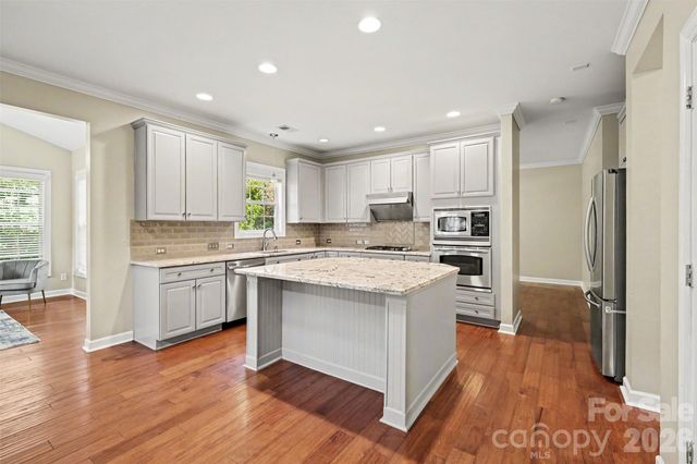 2400 River Oaks Drive, Waxhaw, NC 28173