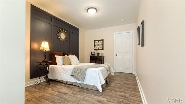 6034 Elizabeth Avenue, St Louis, MO 63139