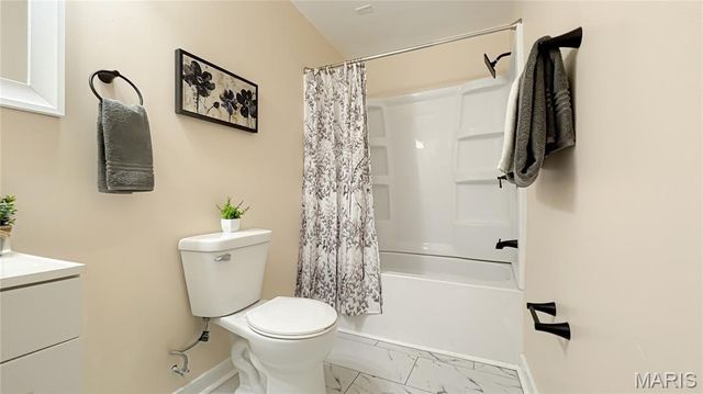 6034 Elizabeth Avenue, St Louis, MO 63139