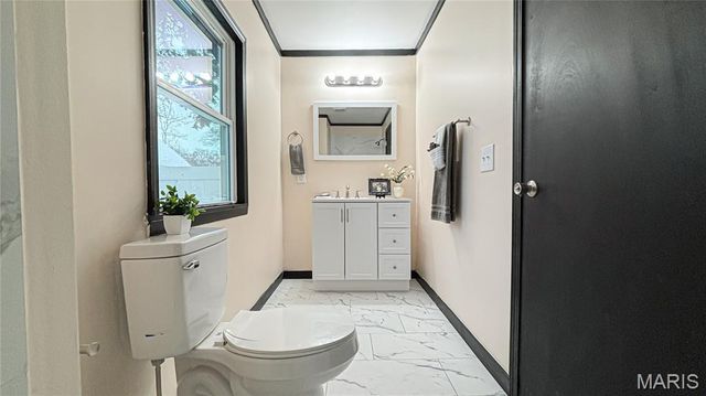 6034 Elizabeth Avenue, St Louis, MO 63139