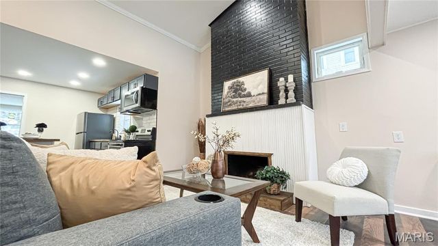 6034 Elizabeth Avenue, St Louis, MO 63139