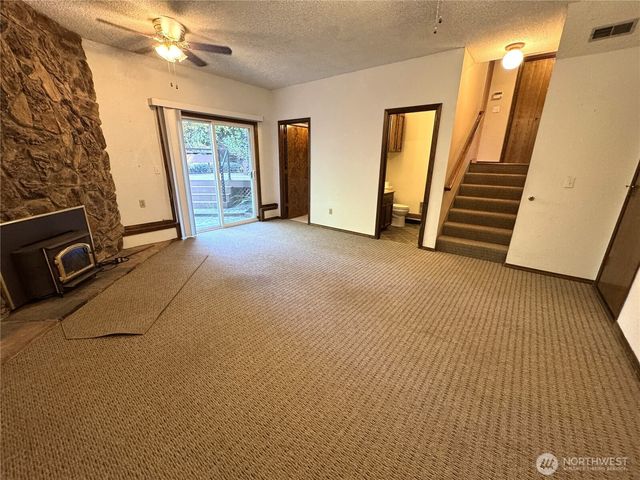 2318 NE Brookview Drive, Vancouver, WA 98686