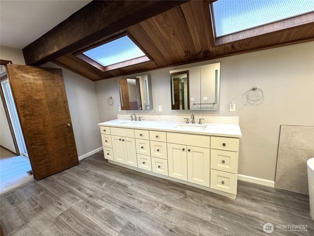 2318 NE Brookview Drive, Vancouver, WA 98686